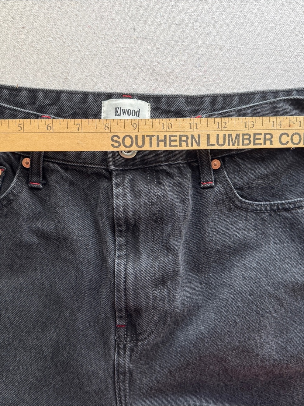 ELWOOD Black Straight-Leg Jeans - size 34 - Picture 7 of 15